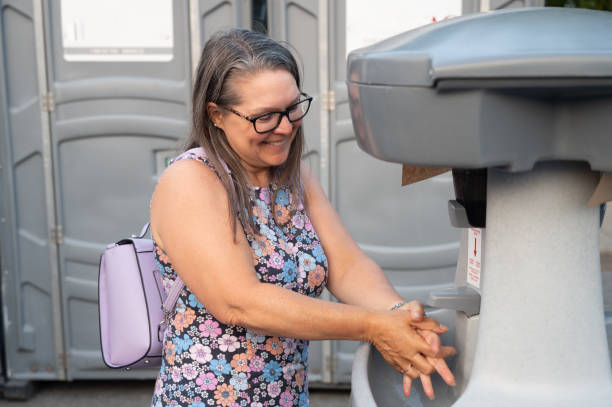 Best Portable restroom trailer rental  in Llender, CA
